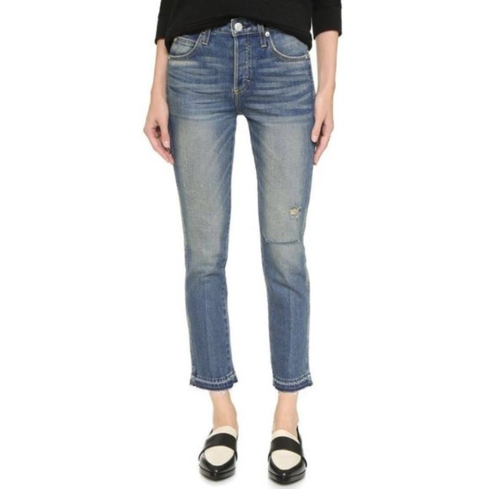AMO Babe slim fit high rise jeans NWT